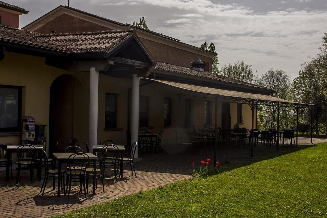 Agriturismo Lupo Bianco Monzambano Exteriér fotografie